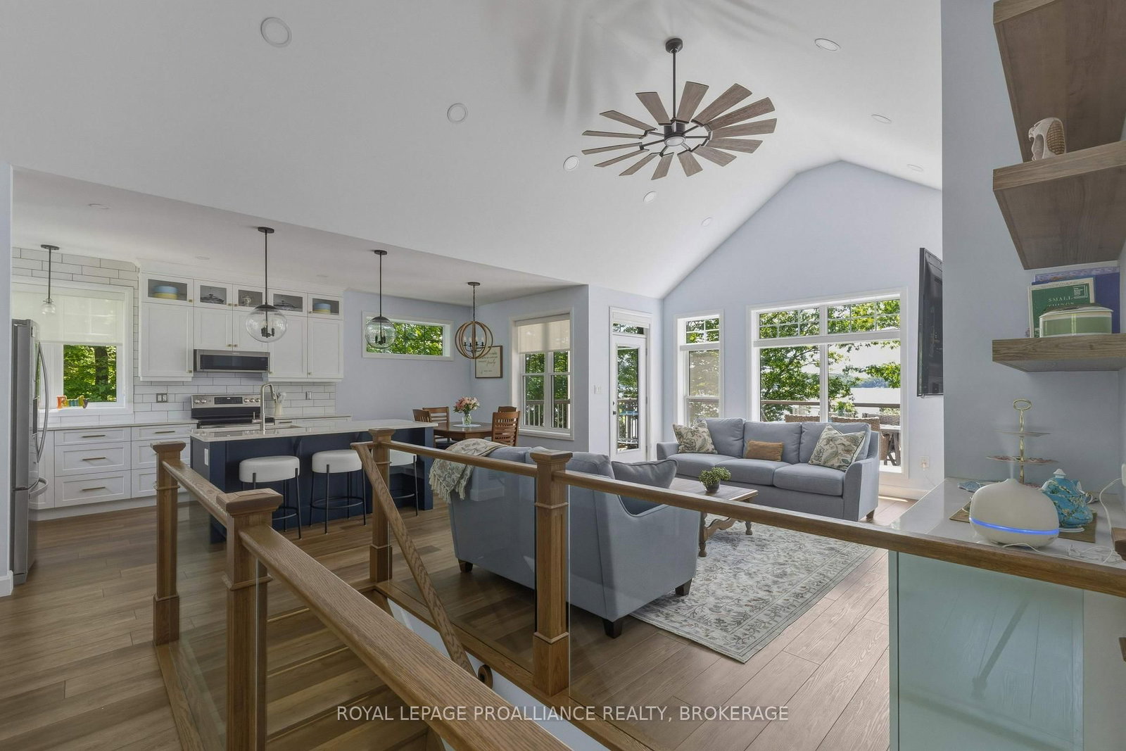 3842 Hideaway Lane • Battersea, ON photo 5
