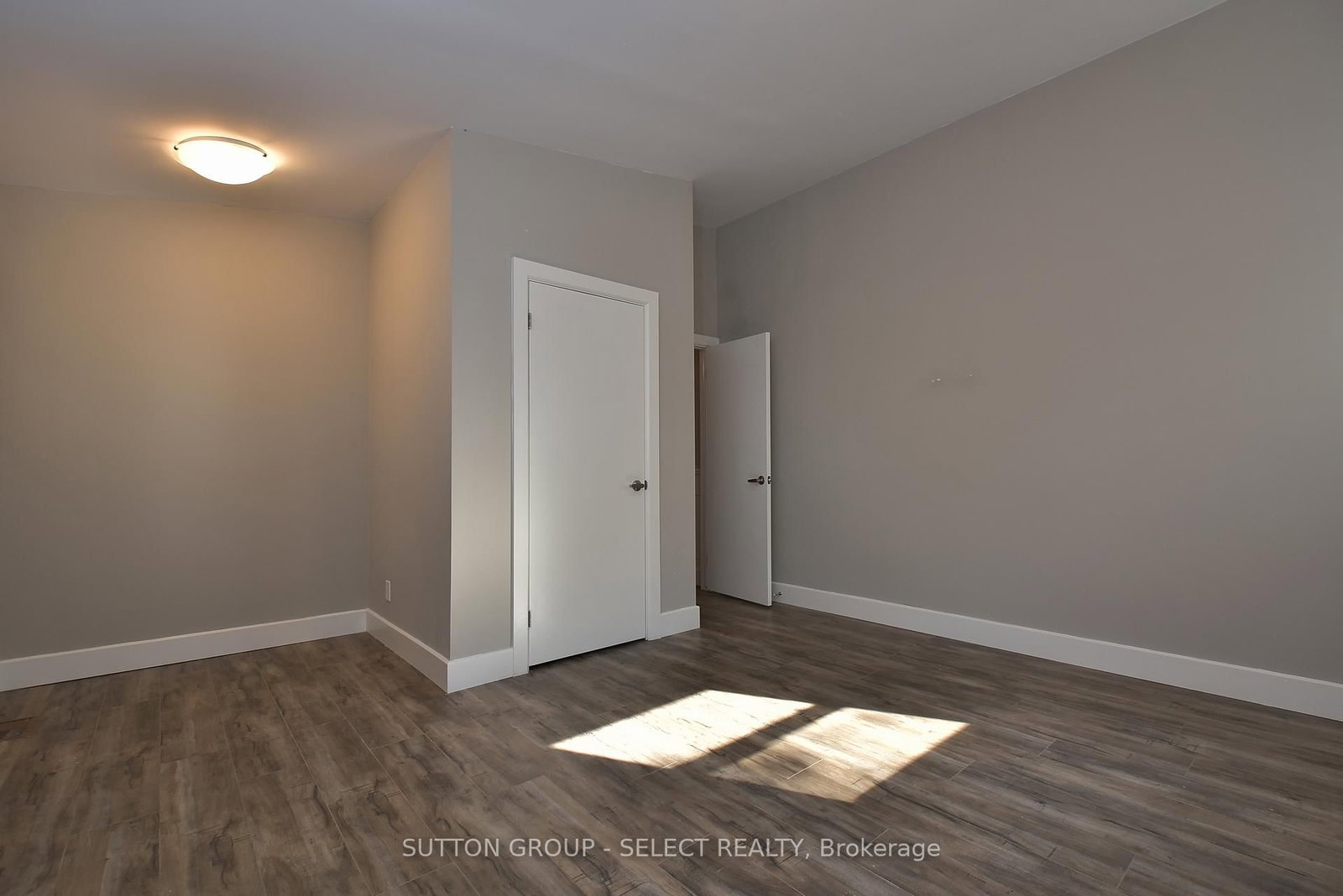 1566 Nairn Avenue • London East, ON photo 10