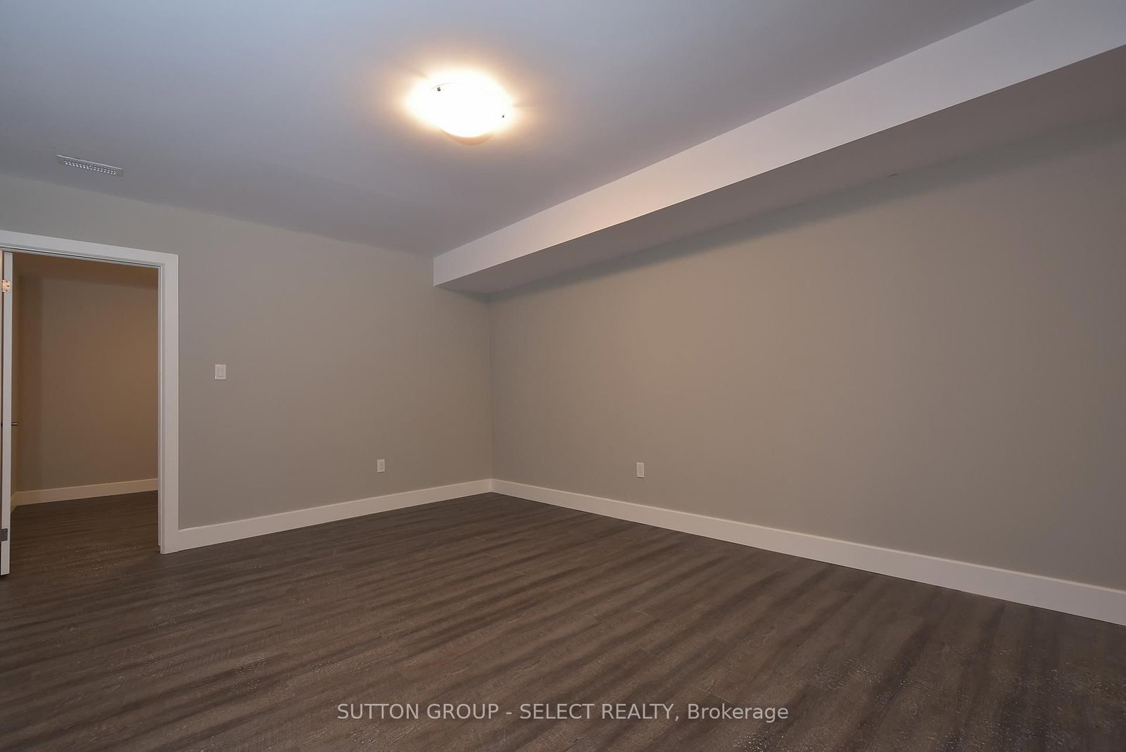 1566 Nairn Avenue • London East, ON photo 18