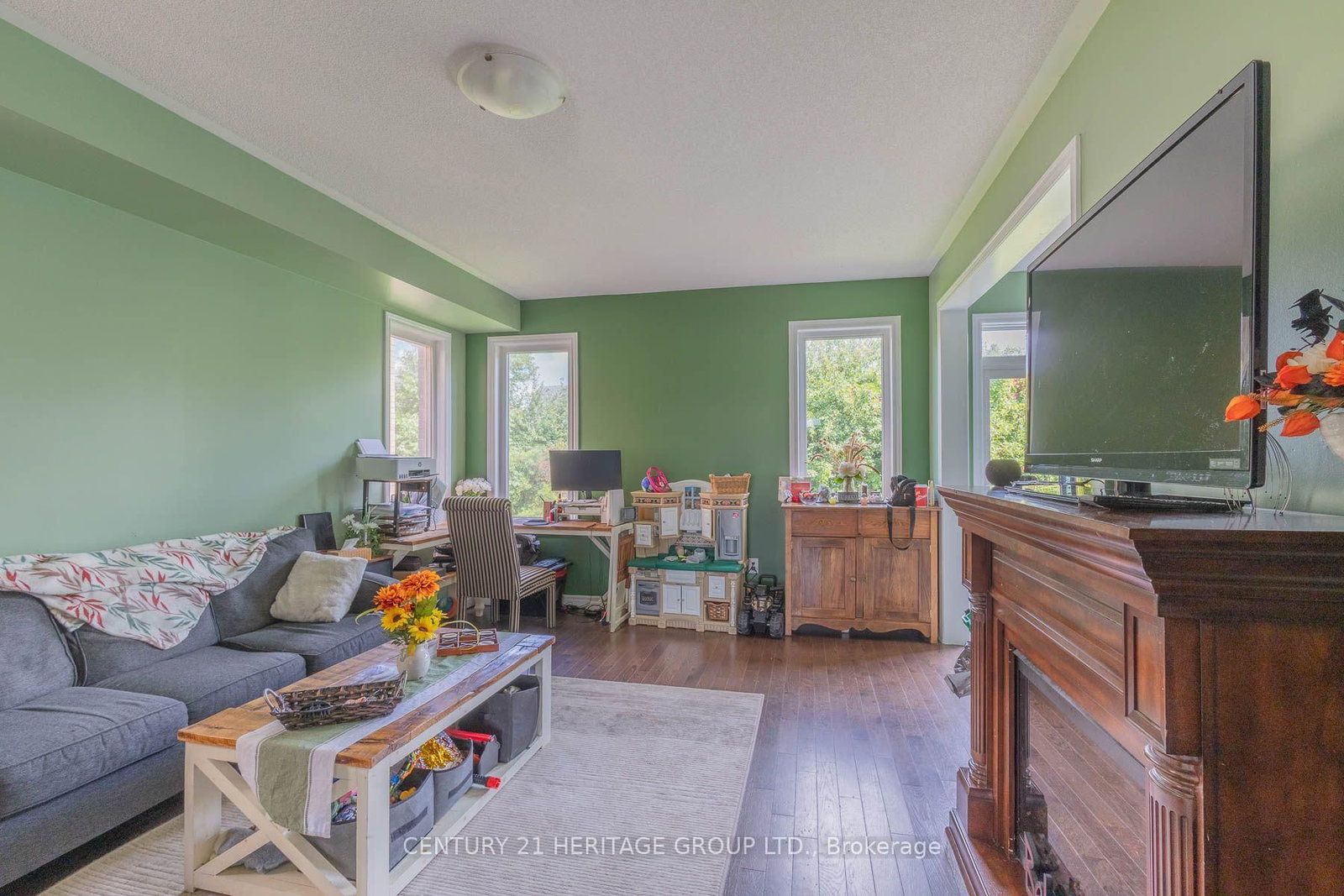 35 Corbett Street • Southgate, ON photo 5