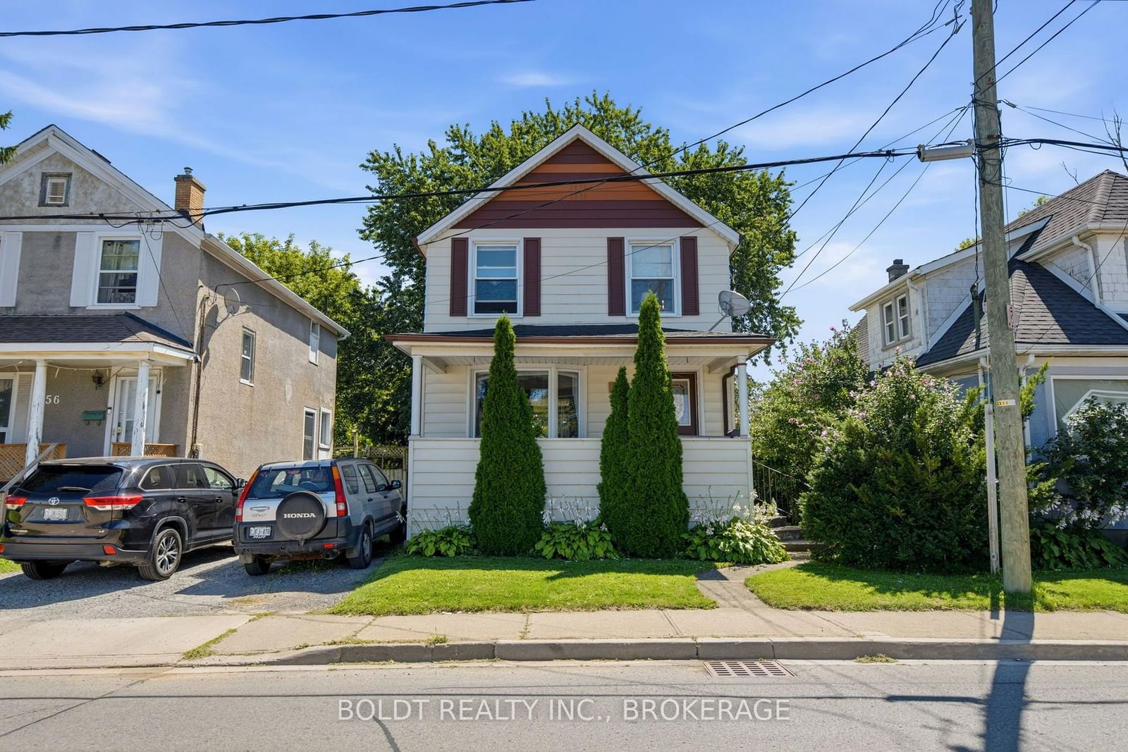 54 Eastchester Avenue • St. Catharines, ON photo 1