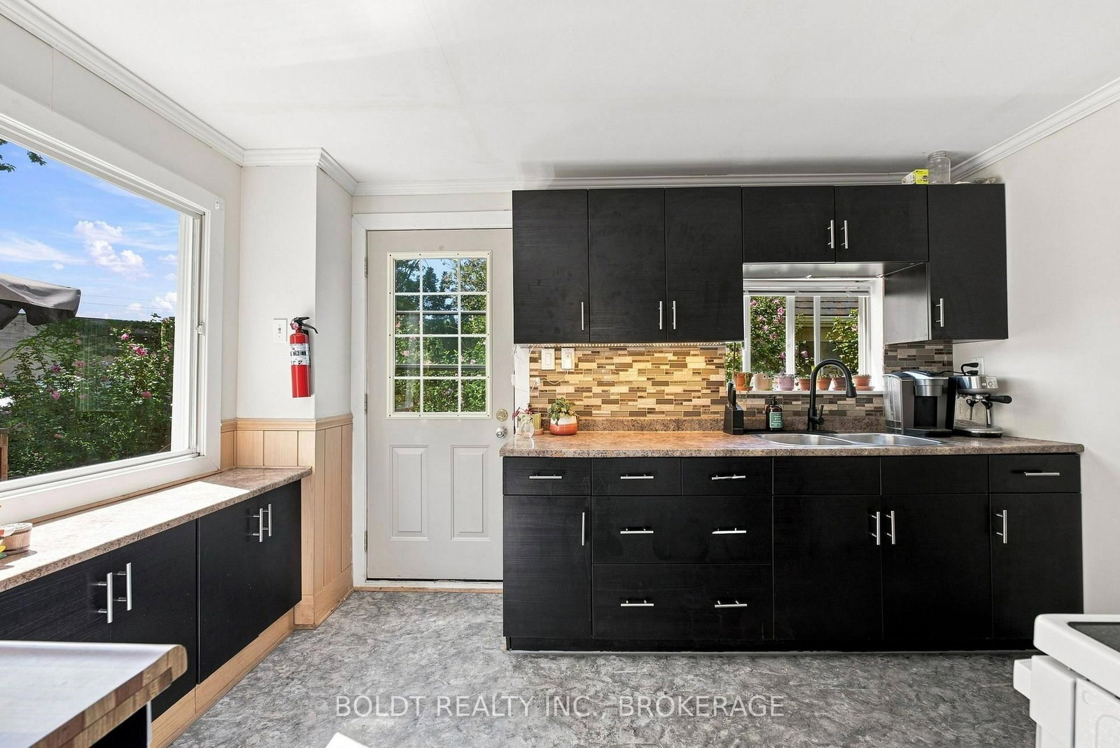 54 Eastchester Avenue • St. Catharines, ON photo 18