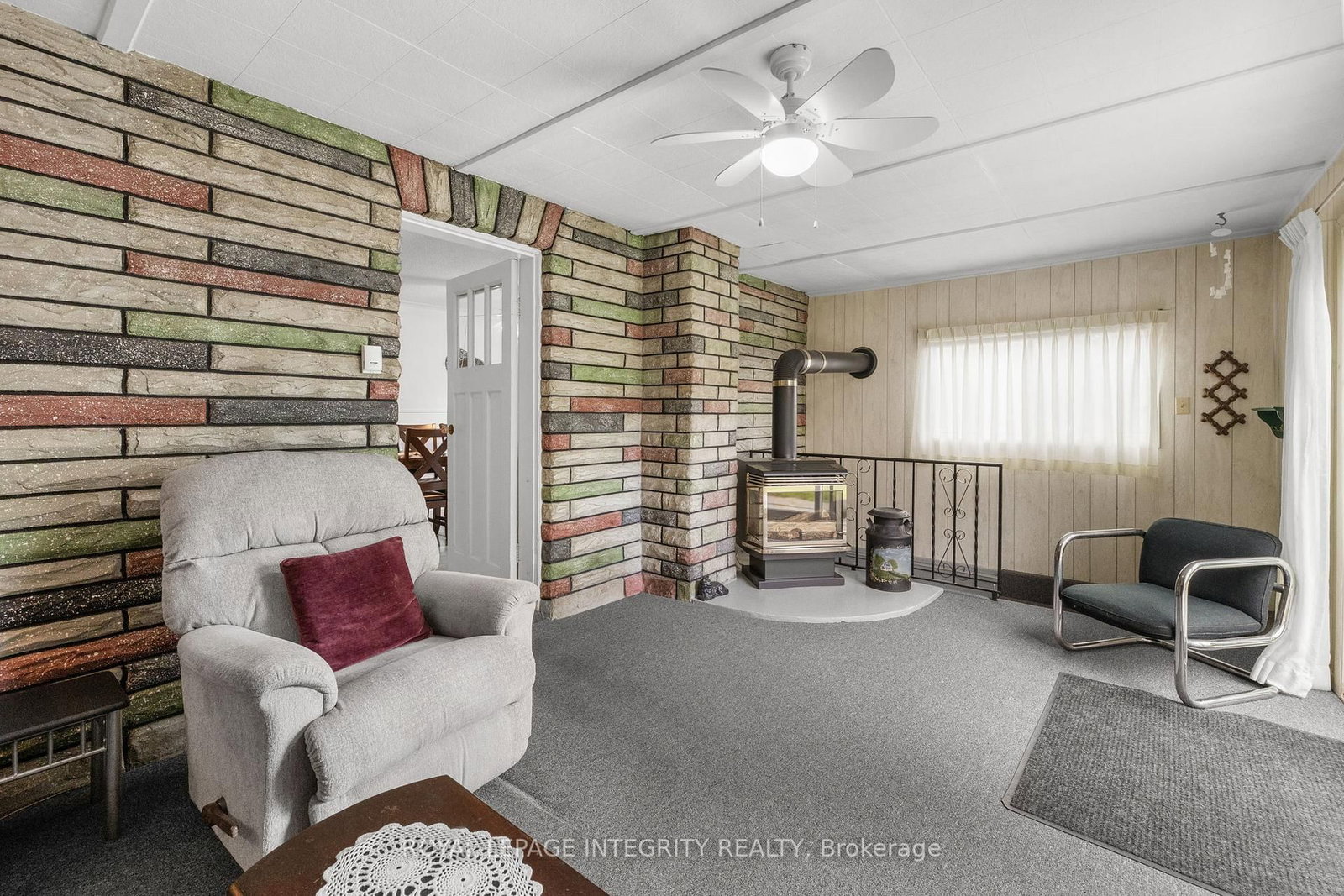 1081 Kenaston Street • Ottawa, ON photo 31