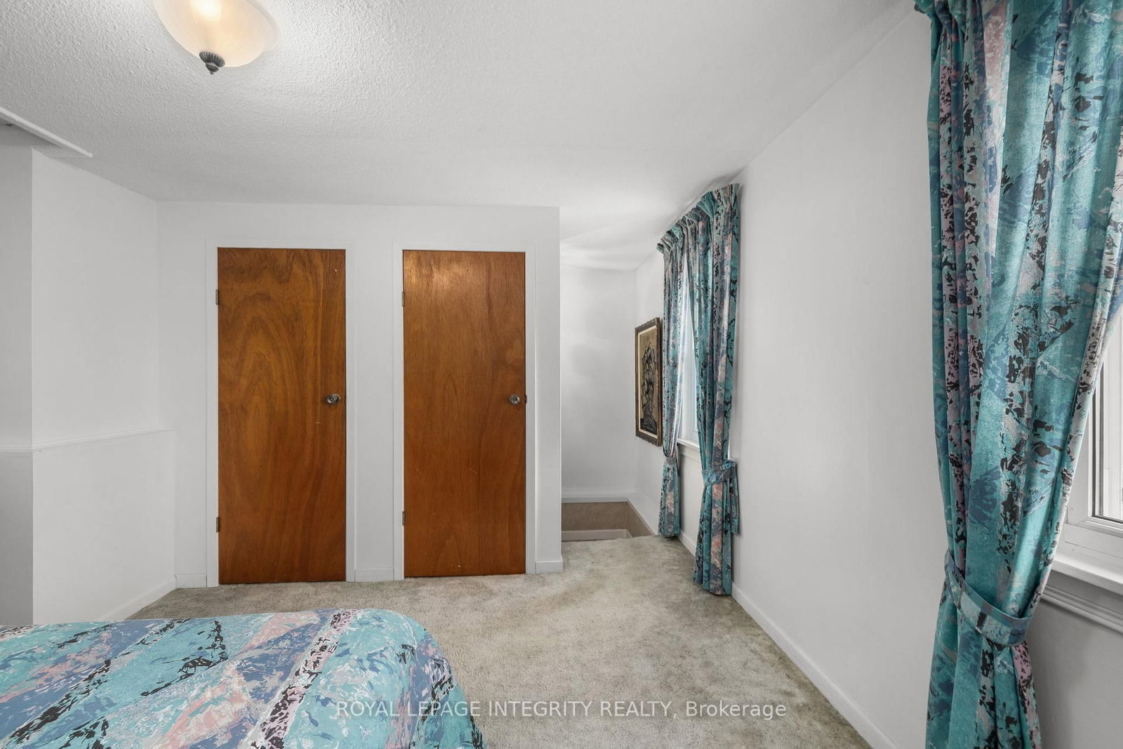 1081 Kenaston Street • Ottawa, ON photo 36