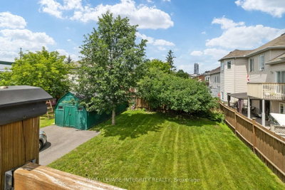 1081 Kenaston Street • Ottawa, ON photo 8