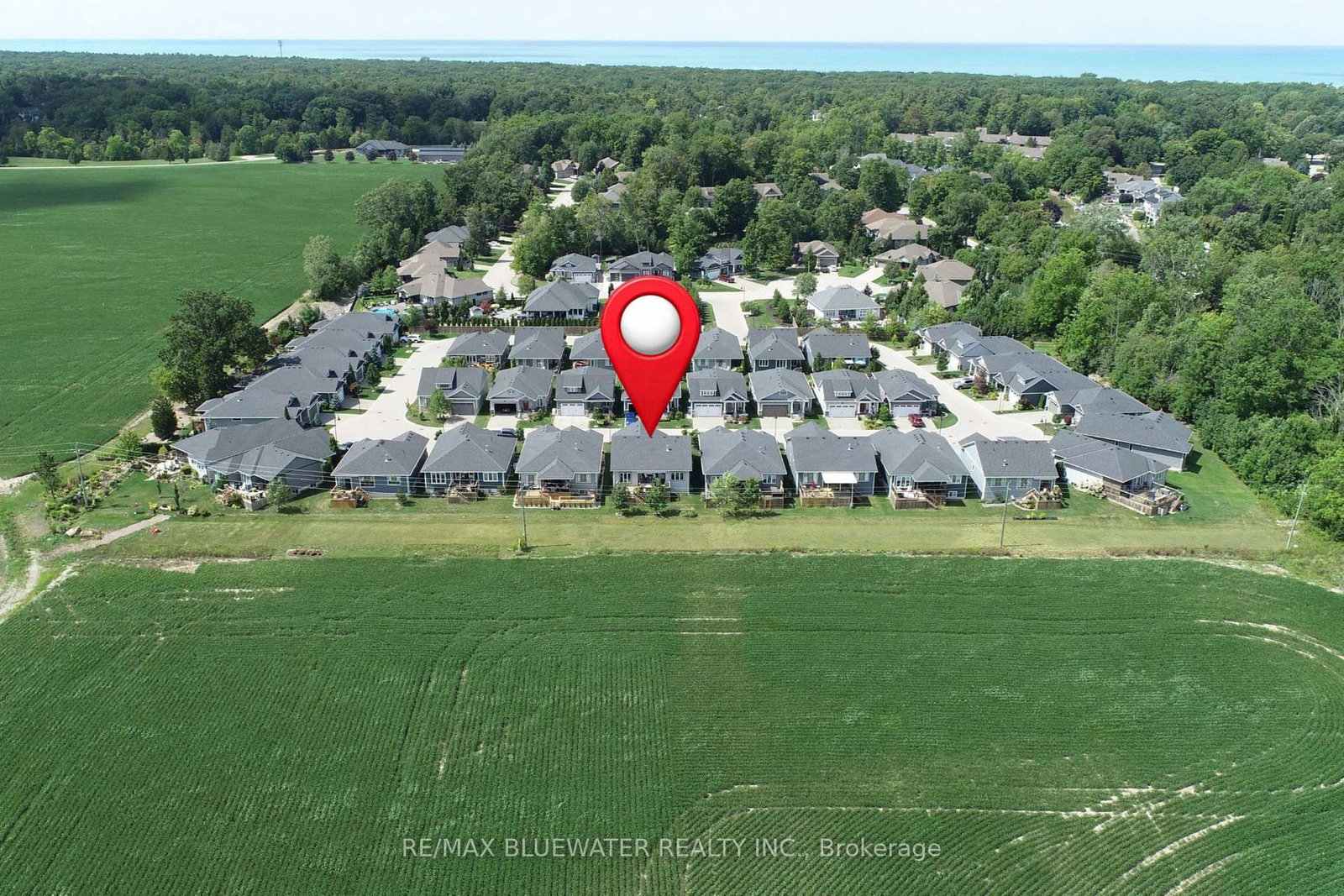 34 Sunrise Lane • Lambton Shores, ON photo 7