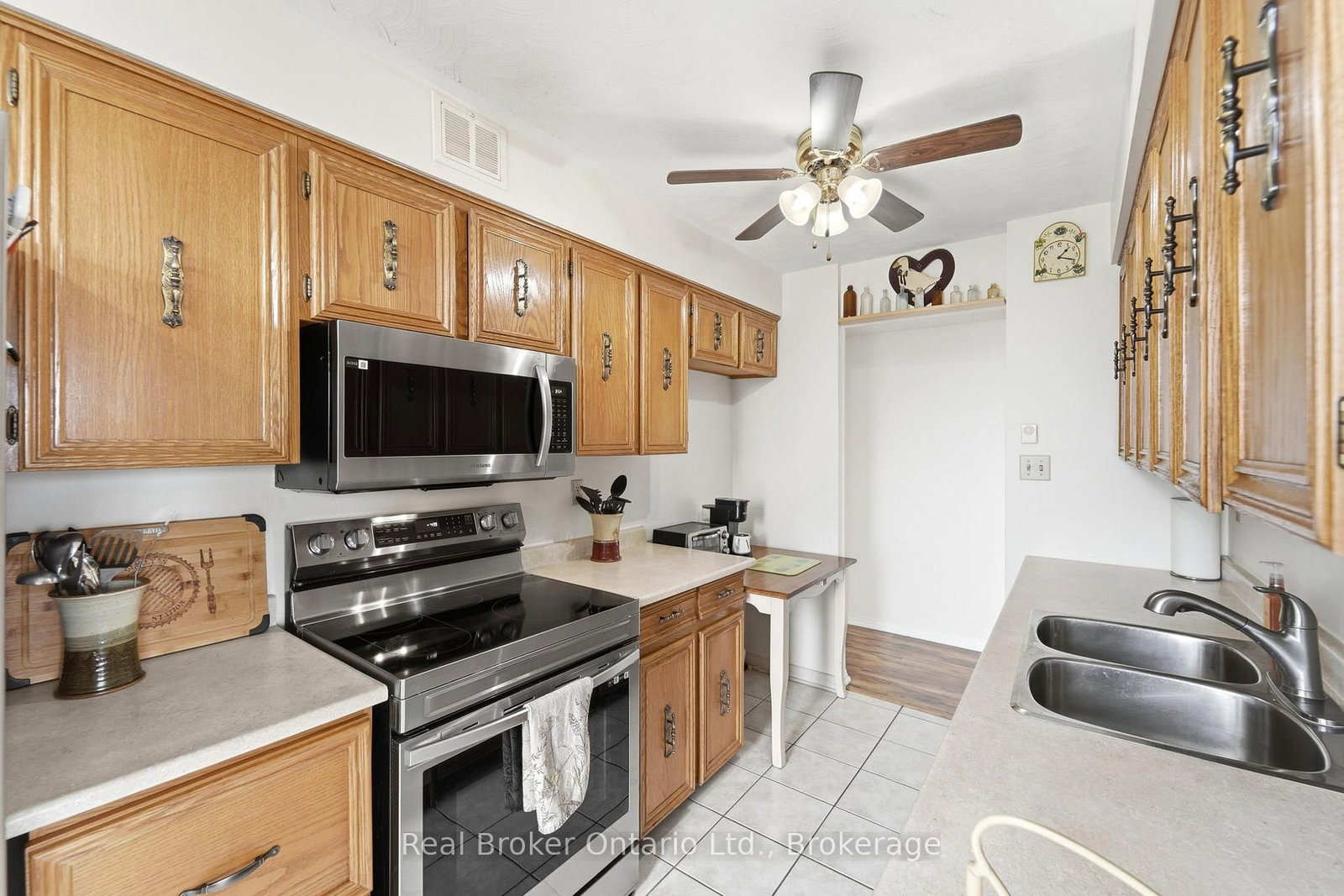 40 Harrisford Street • #908 • Hamilton, ON photo 15
