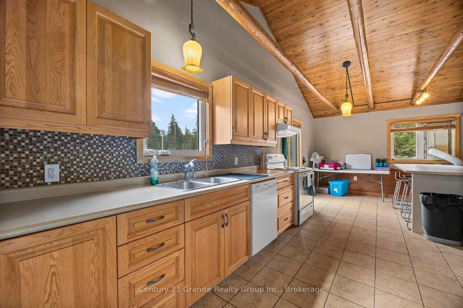 573 Browns Road • Boulter, ON photo 11