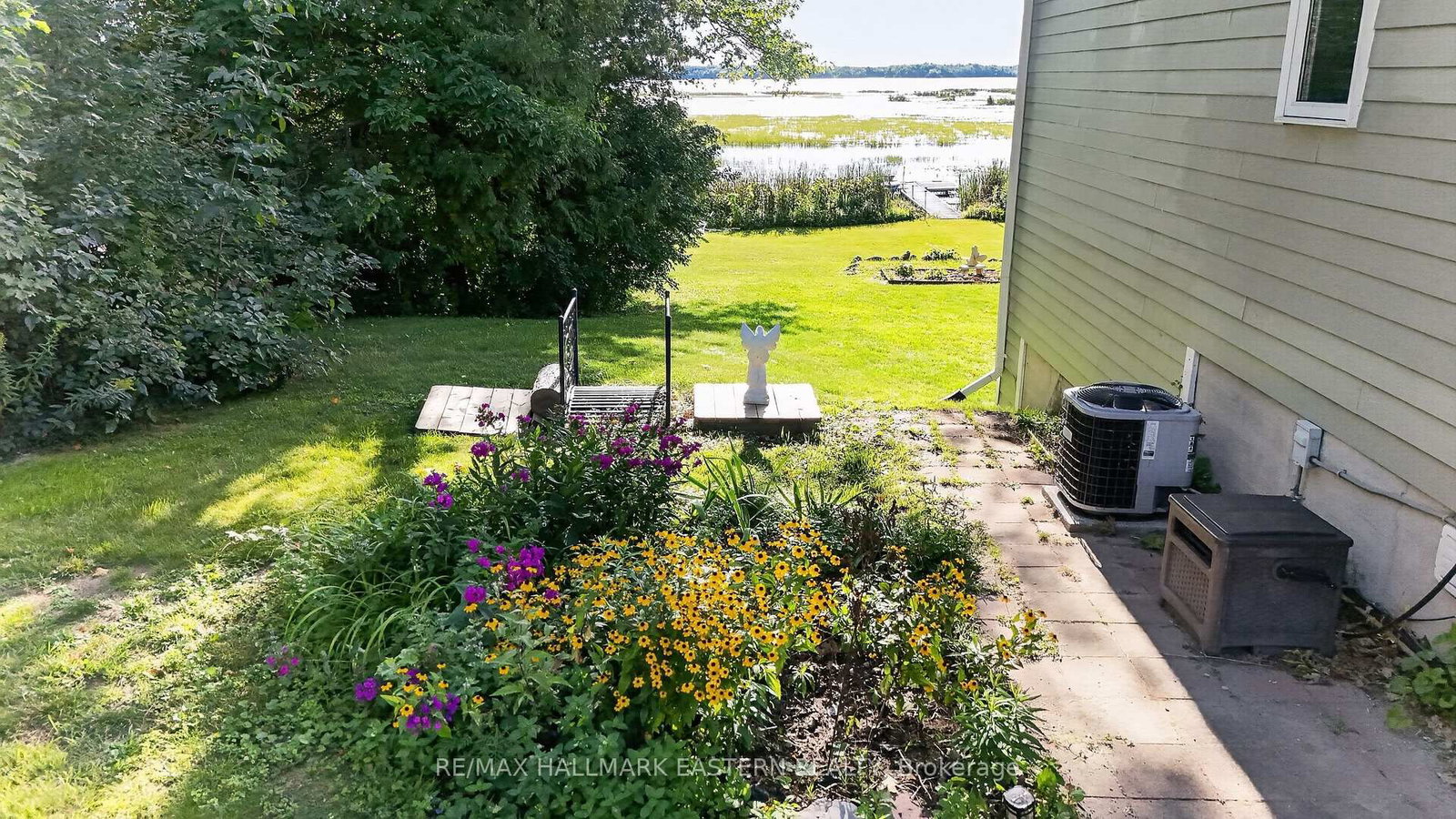 2 Franklin Street • Curve Lake First Nation 35, ON photo 5