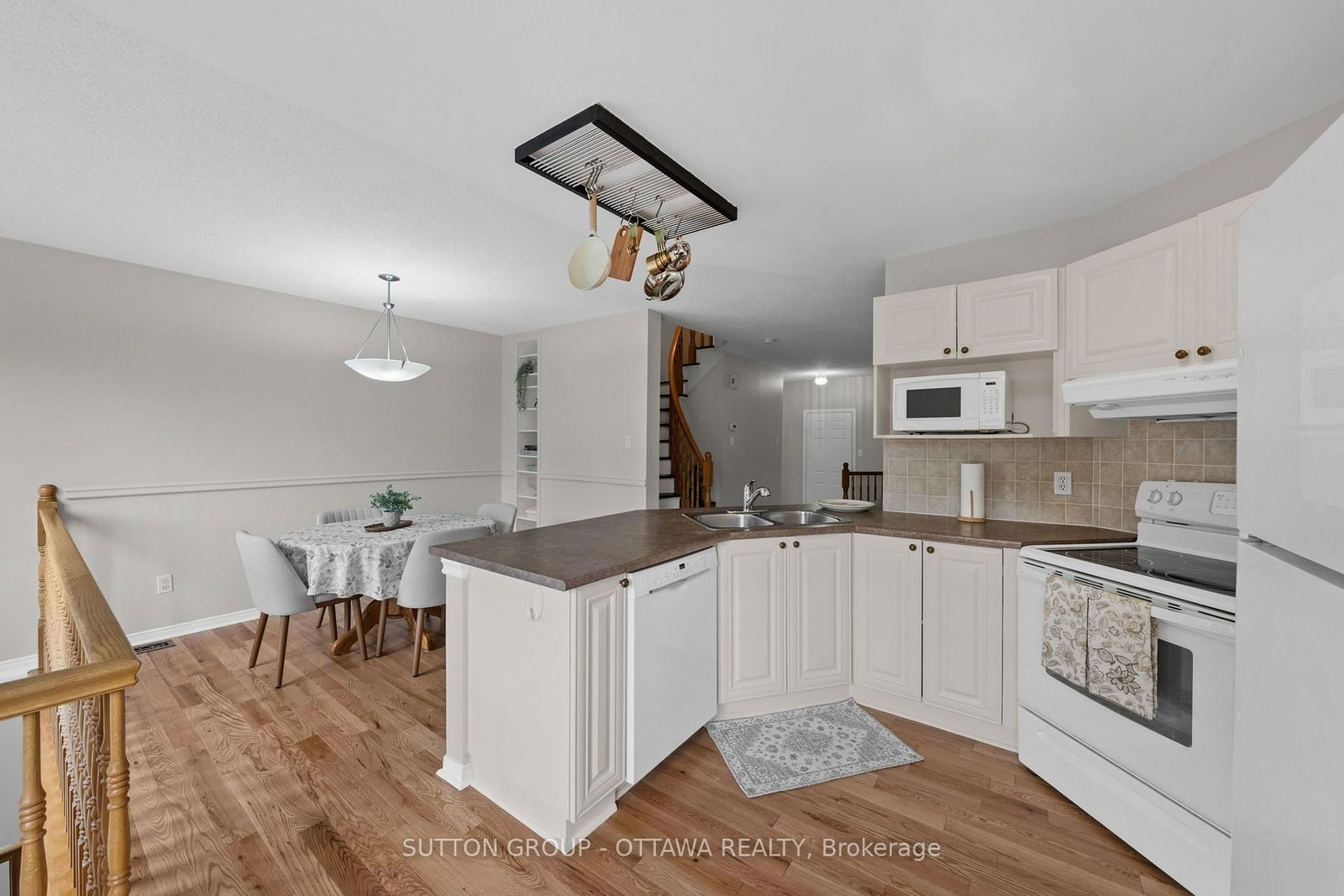 52 Windcrest Court • Ottawa, ON photo 12