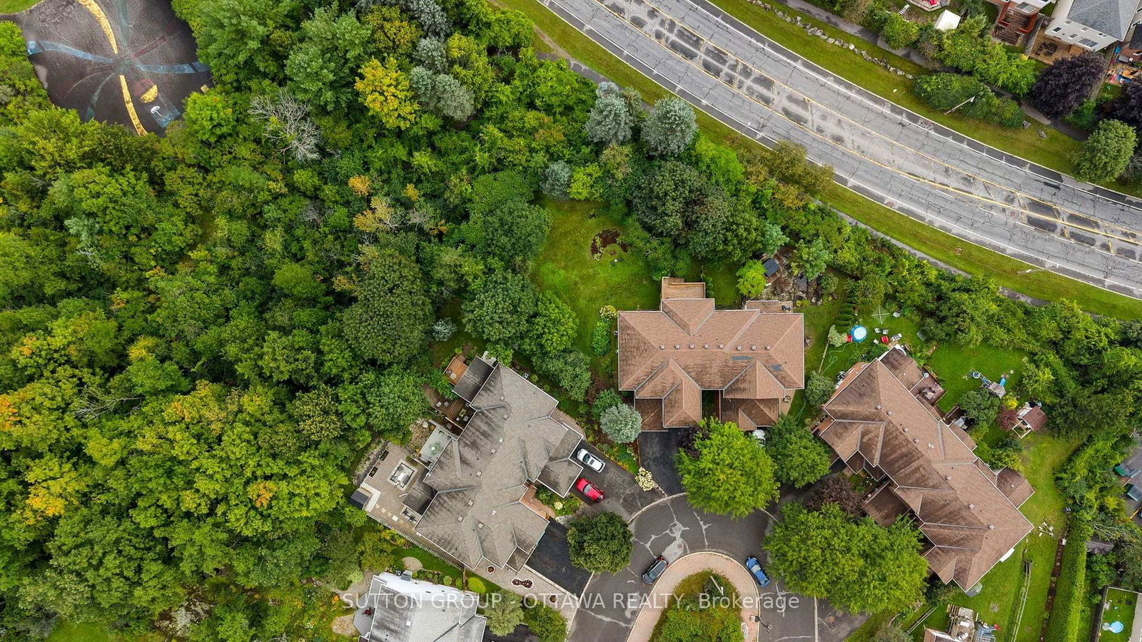 52 Windcrest Court • Ottawa, ON photo 40