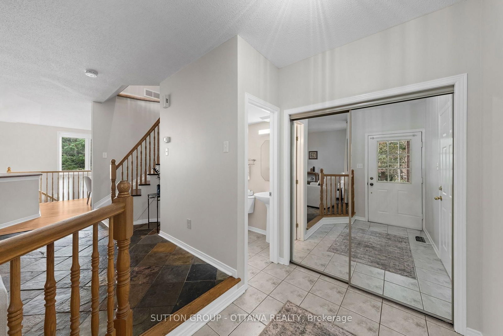 52 Windcrest Court • Ottawa, ON photo 5
