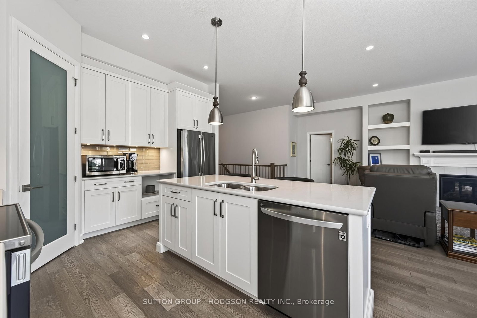 1593 Ed Ervasti Crescent • London South, ON photo 14