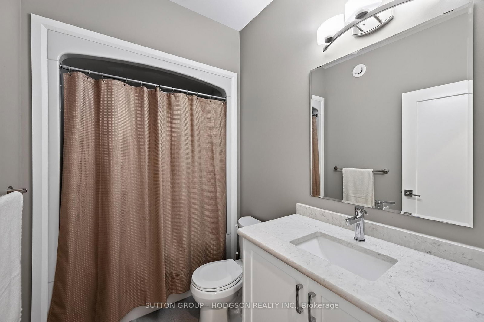 1593 Ed Ervasti Crescent • London South, ON photo 25