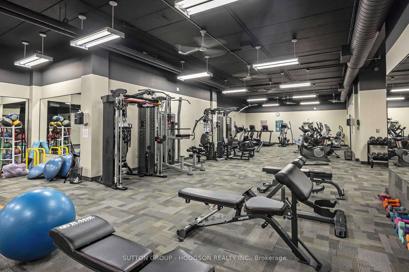 1593 Ed Ervasti Crescent • London South, ON photo 33