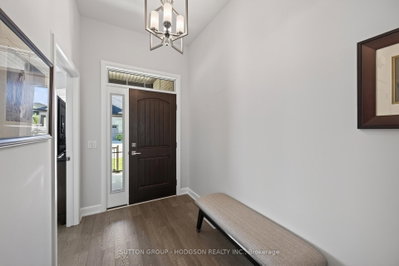 1593 Ed Ervasti Crescent • London South, ON photo 6