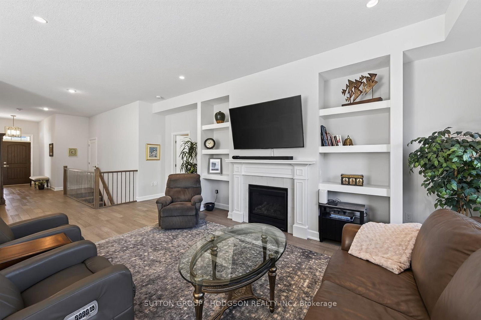 1593 Ed Ervasti Crescent • London South, ON photo 8
