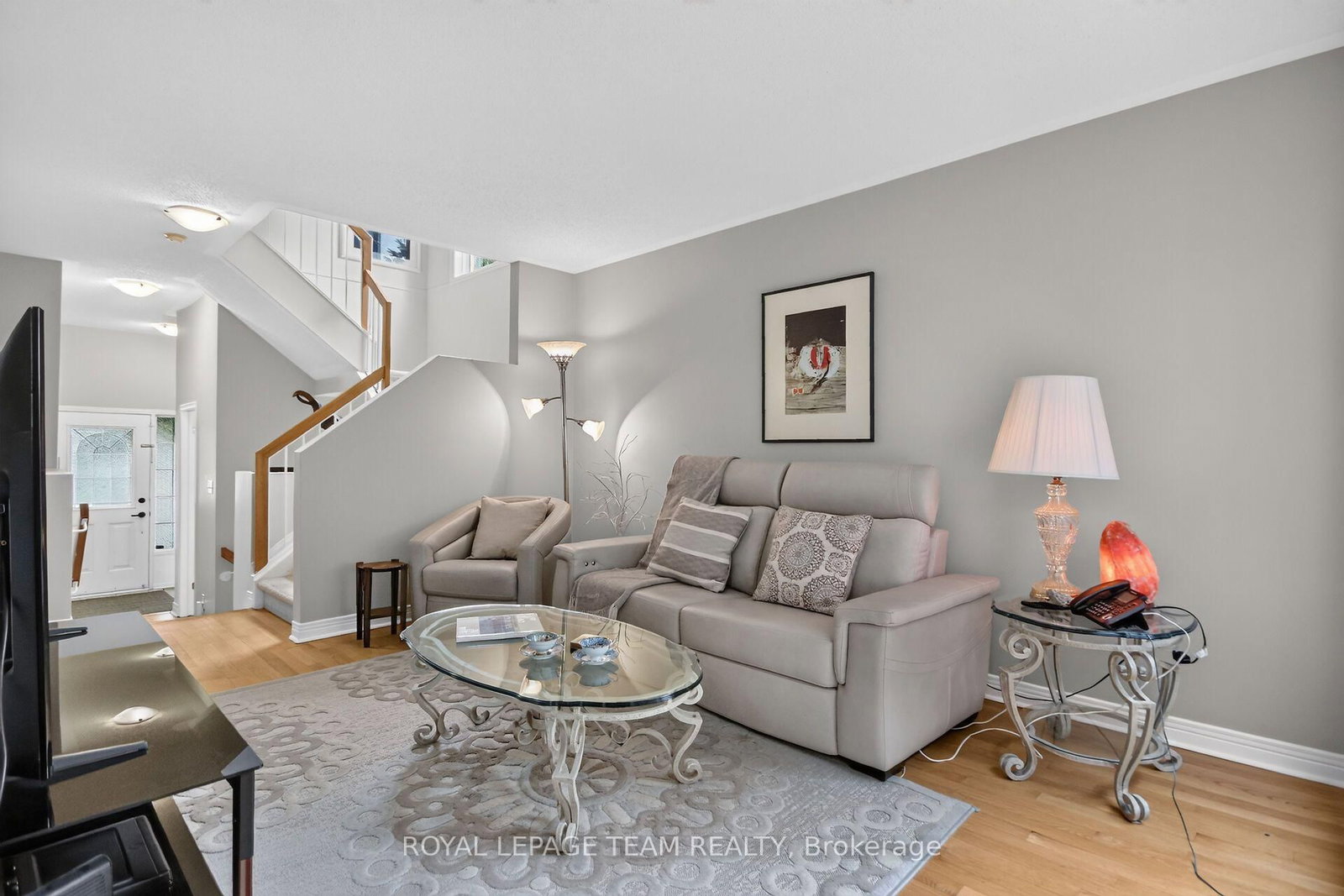72 Sheppard's Glen Avenue • Ottawa, ON photo 11