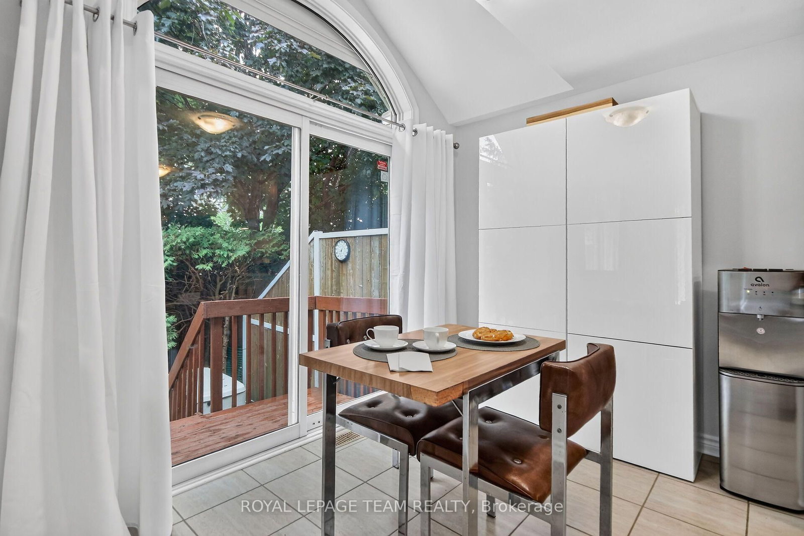 72 Sheppard's Glen Avenue • Ottawa, ON photo 19