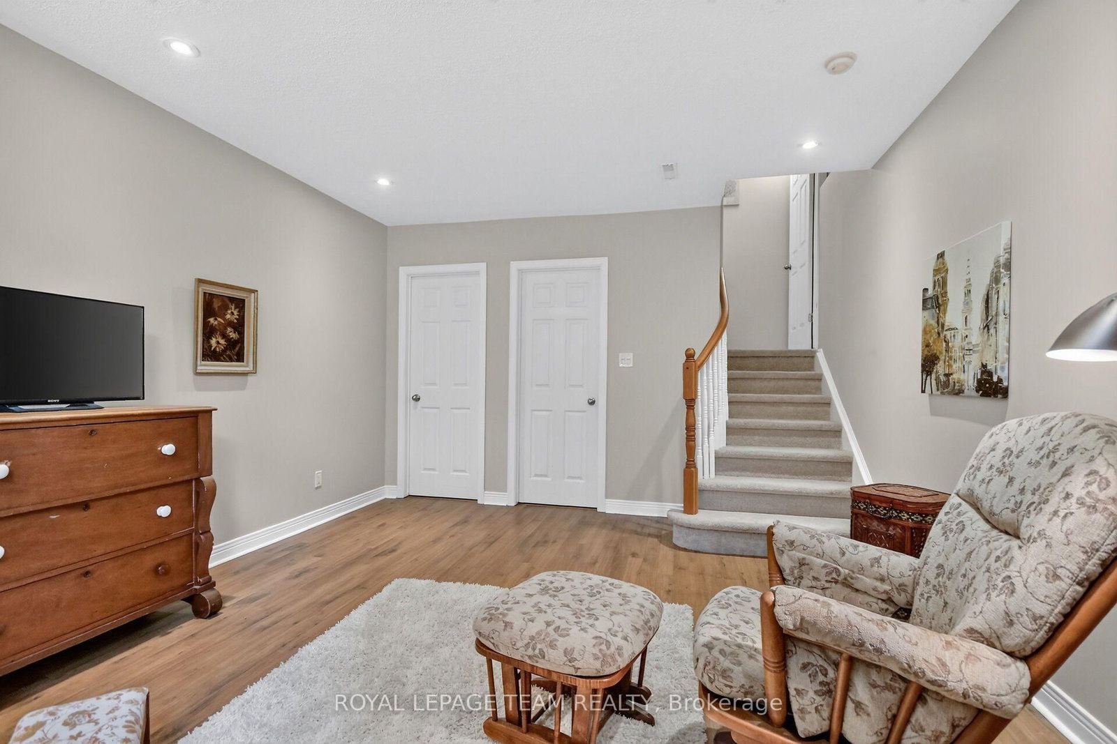 72 Sheppard's Glen Avenue • Ottawa, ON photo 43