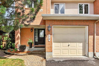 72 Sheppard's Glen Avenue • Ottawa, ON photo 7