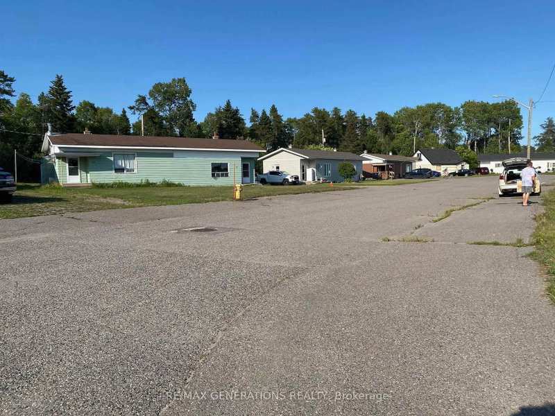 17 BIRCH Crescent