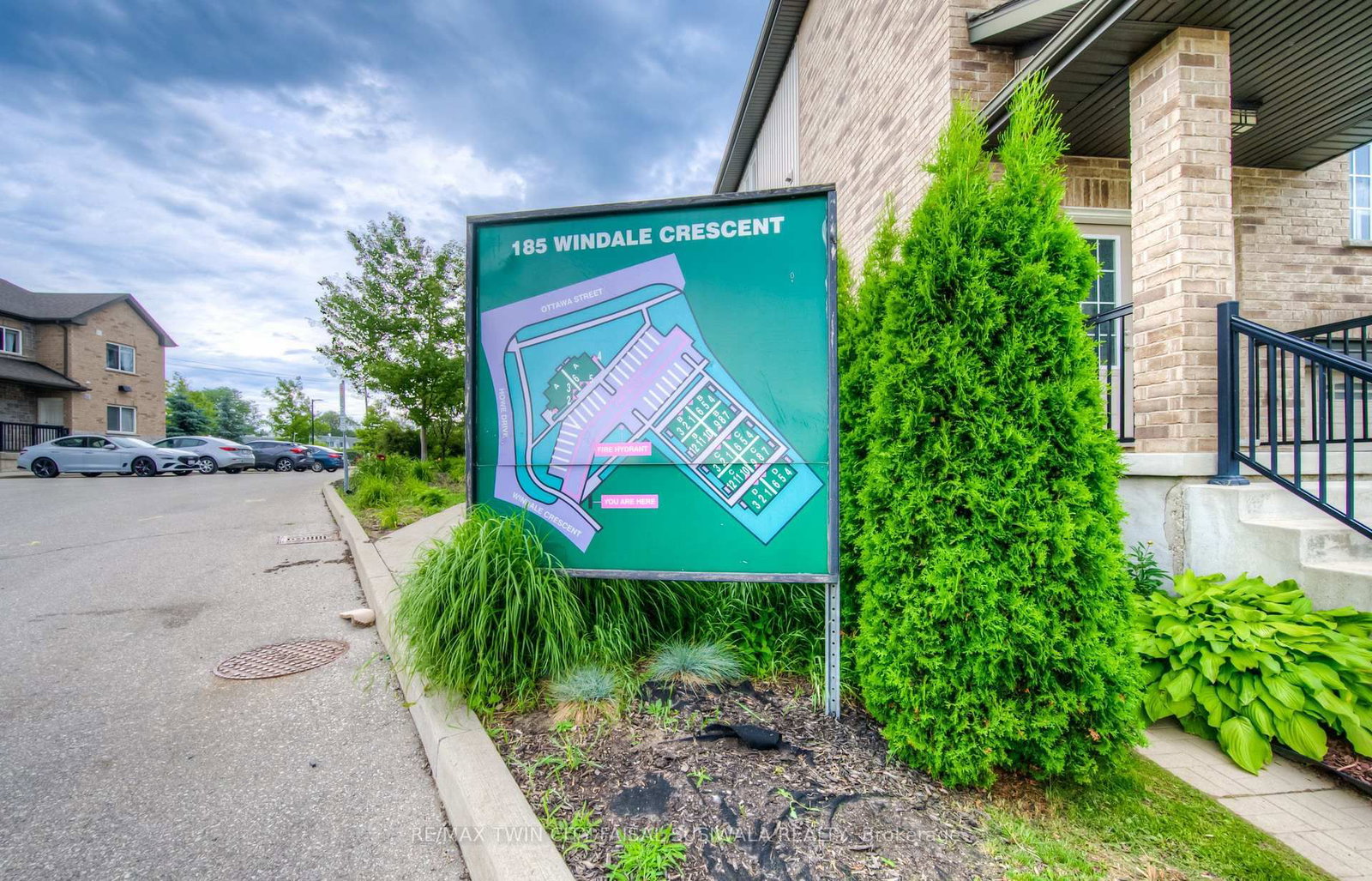 185 Windale Crescent • #1C • Kitchener, ON photo 2