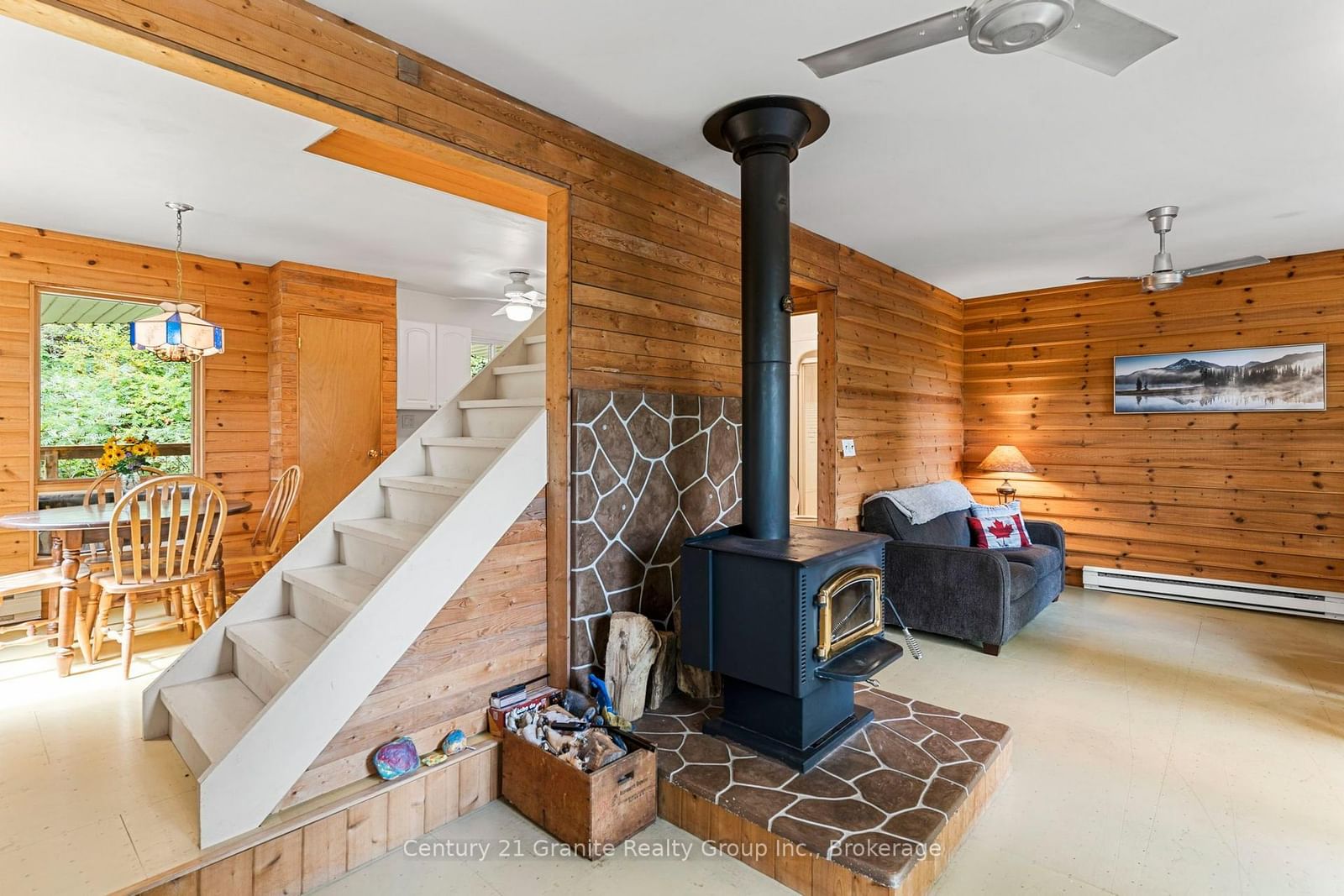 1140 Ashmont Lane • Dysart et al, ON photo 11