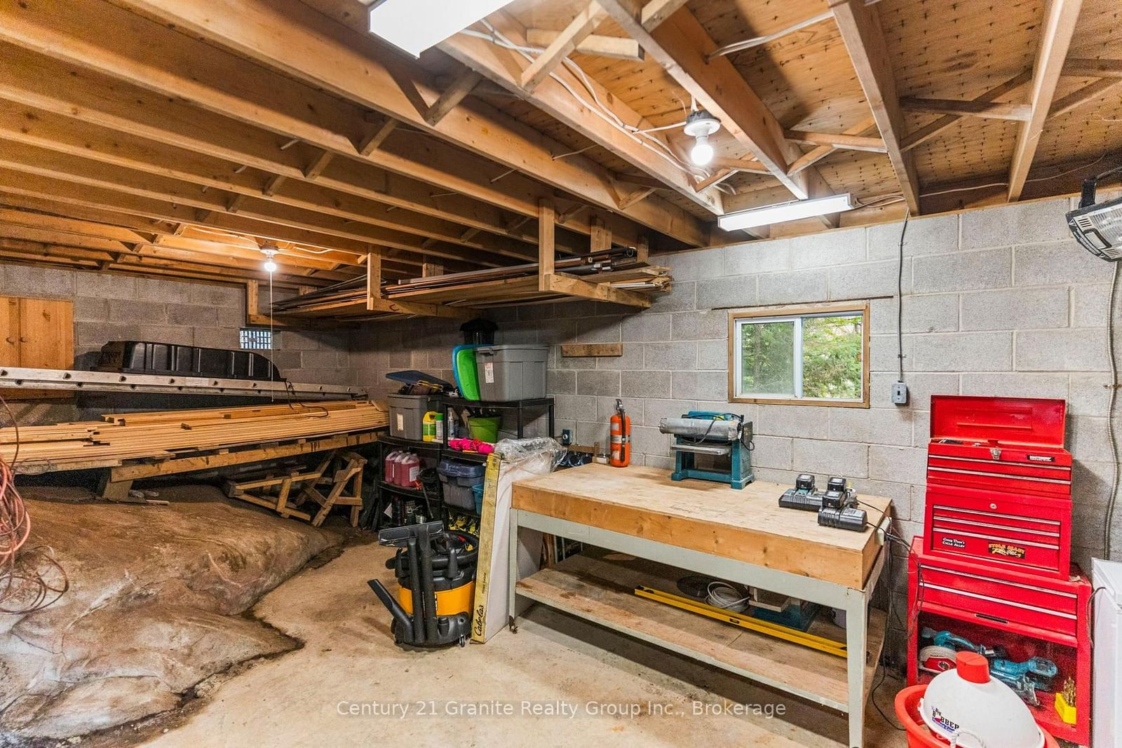1140 Ashmont Lane • Dysart et al, ON photo 24