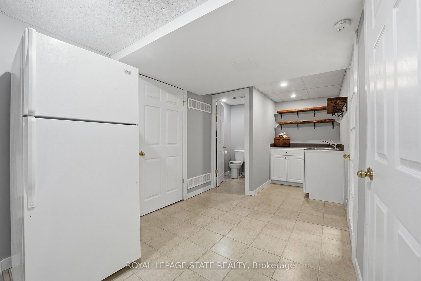 4896 Alexandra Avenue • Lincoln, ON photo 31