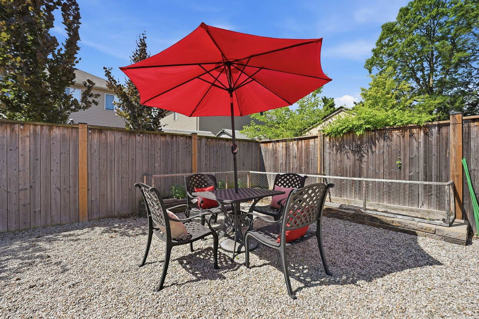 4896 Alexandra Avenue • Lincoln, ON photo 39