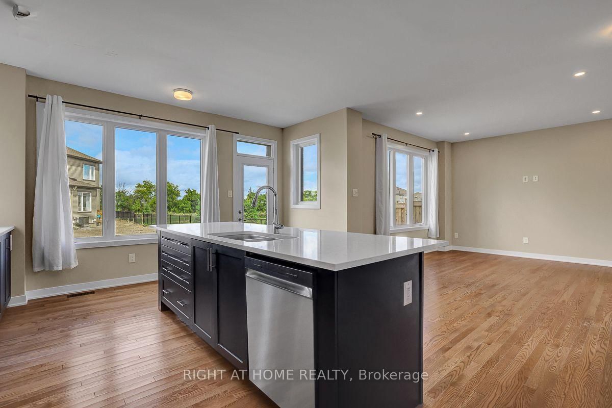 218 Conservancy Drive • Ottawa, ON photo 13