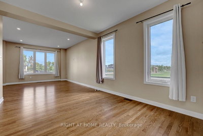 218 Conservancy Drive • Ottawa, ON photo 4