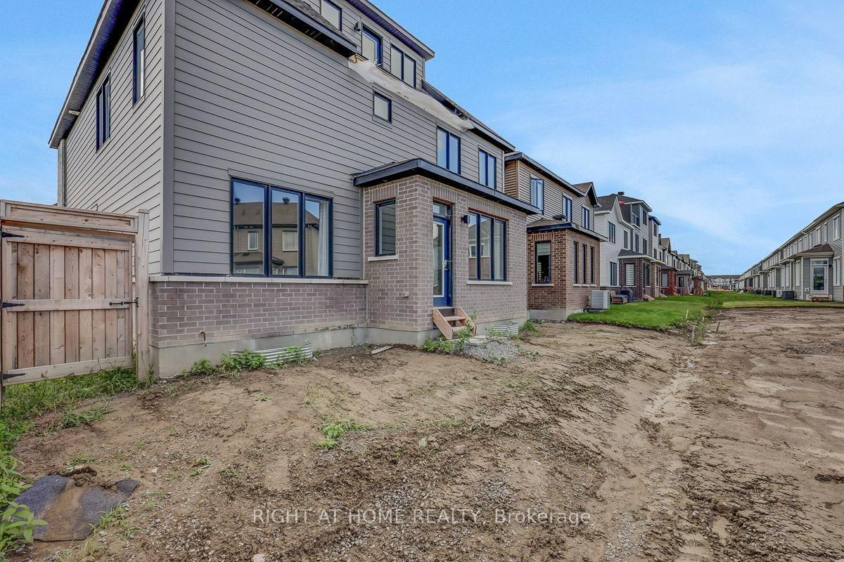 218 Conservancy Drive • Ottawa, ON photo 44