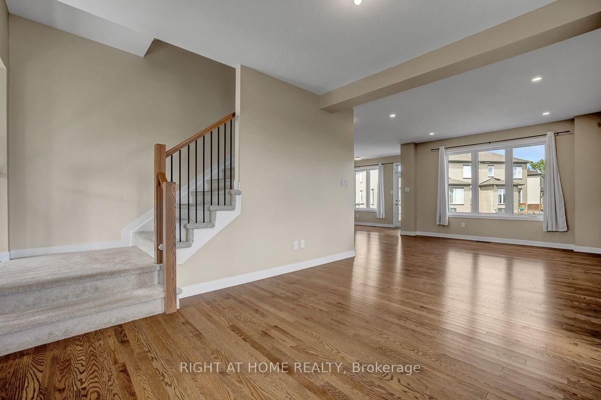 218 Conservancy Drive • Ottawa, ON photo 6