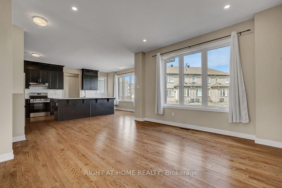 218 Conservancy Drive • Ottawa, ON photo 8