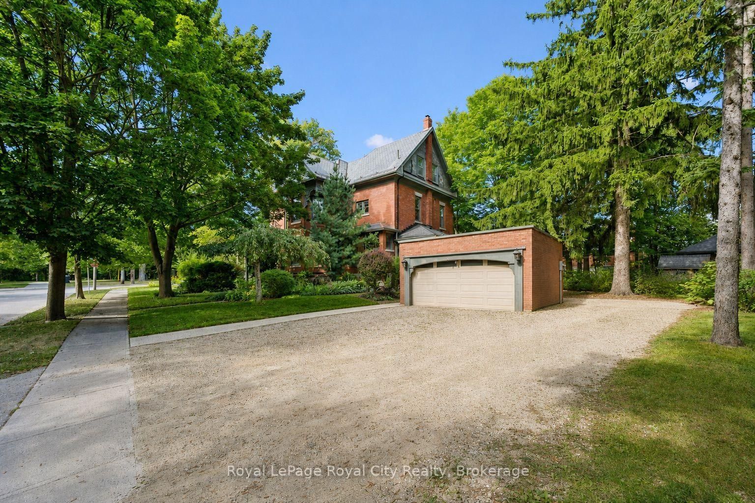 80 London Road W • Guelph, ON photo 4