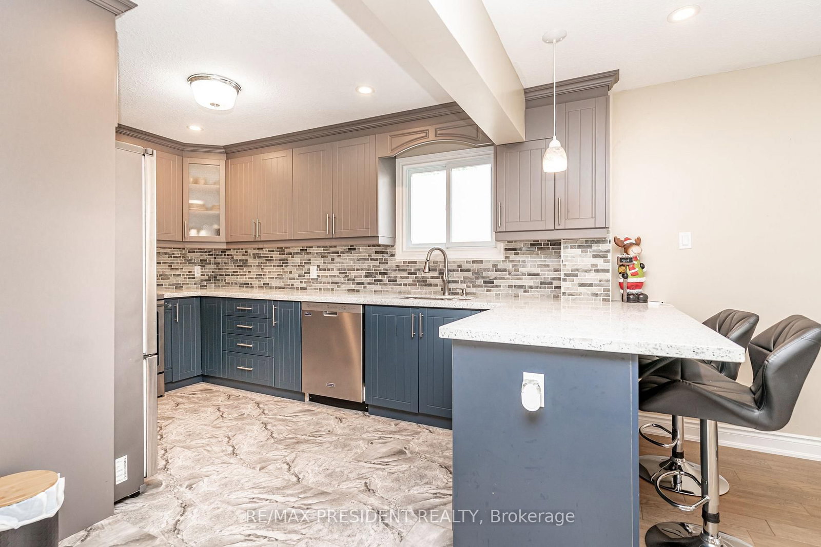 13 Lewis Street • Hamilton, ON photo 14