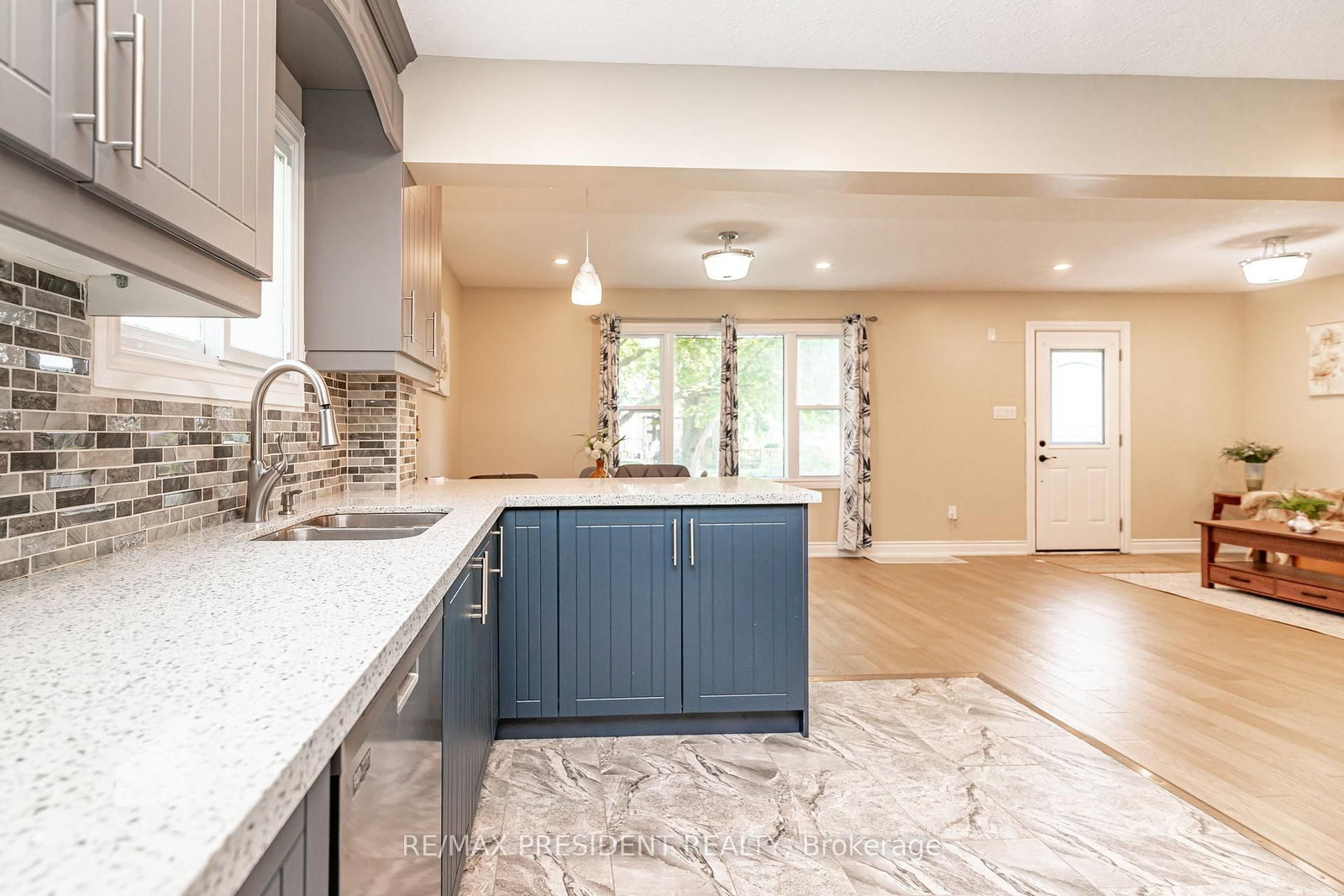 13 Lewis Street • Hamilton, ON photo 17