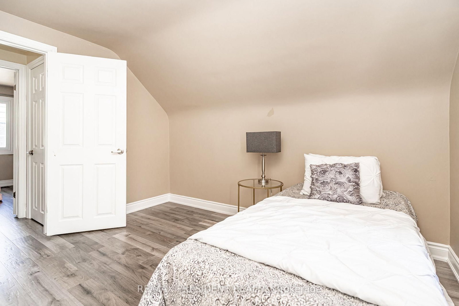 13 Lewis Street • Hamilton, ON photo 30