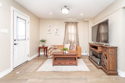 13 Lewis Street • Hamilton, ON photo 8