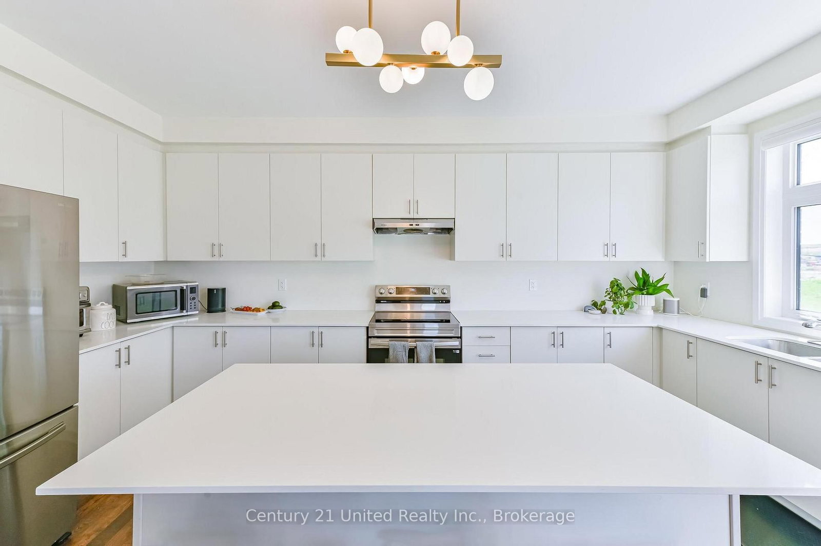 217 Flavelle Way • Peterborough, ON photo 9