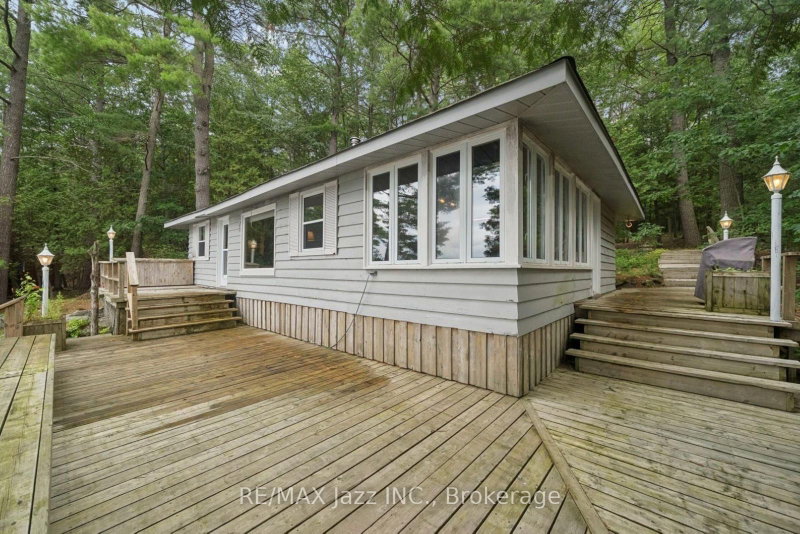 1022 Two Dogs Lane