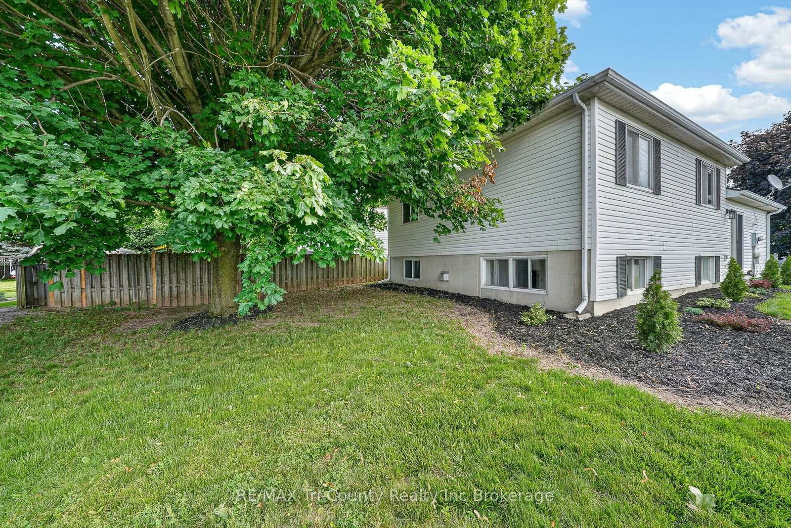 67 Beckett Boulevard • Tillsonburg, ON photo 36