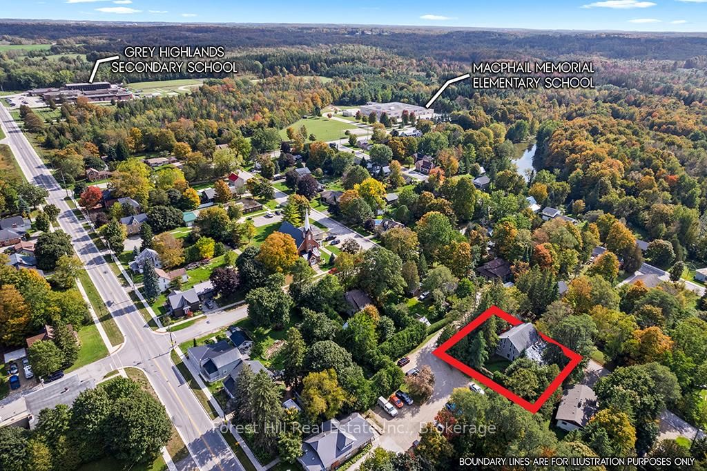 15 Hill Street • Grey Highlands, ON photo 13