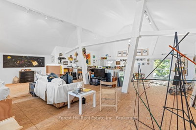 15 Hill Street • Grey Highlands, ON photo 4