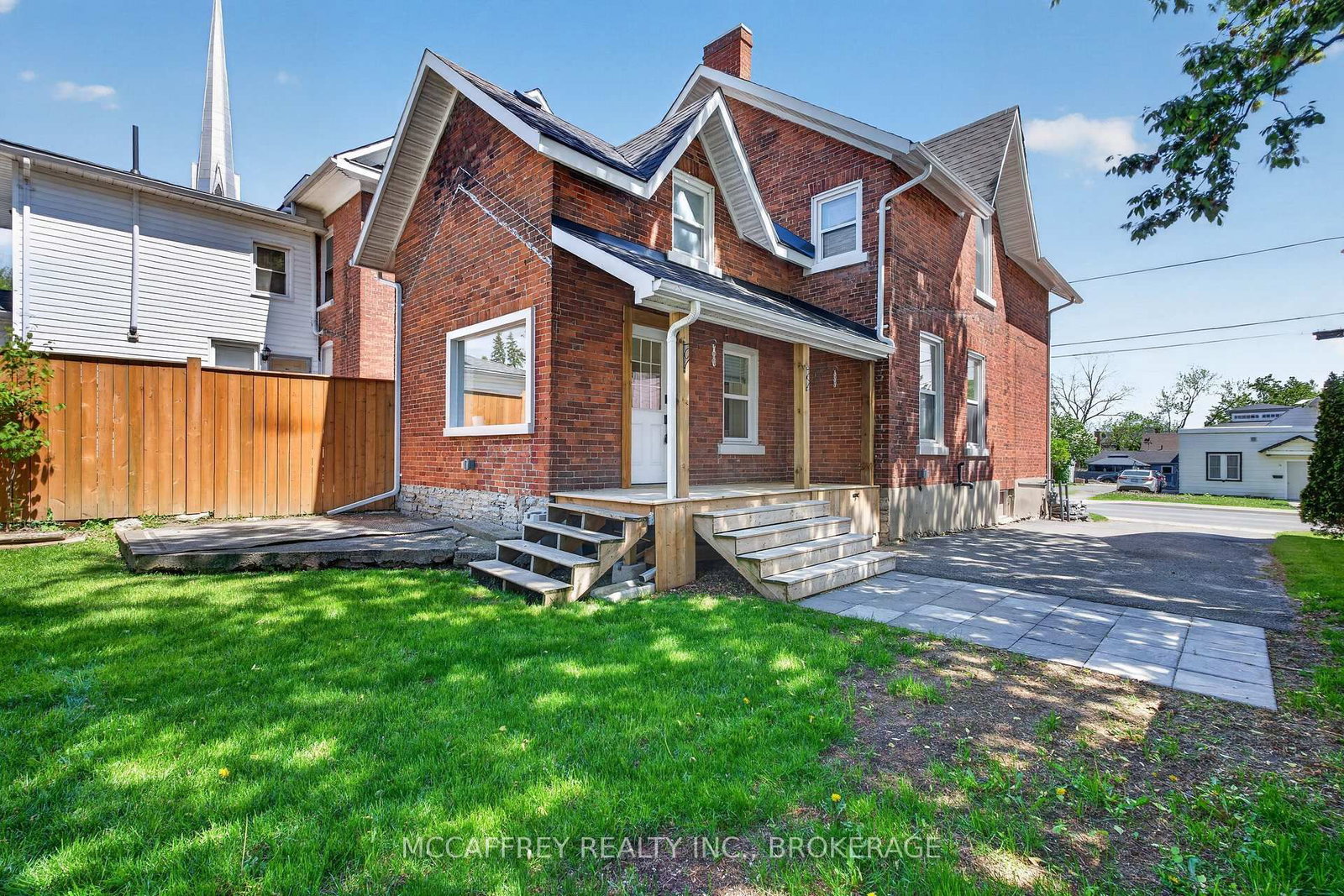 55 Bridge Street W • Greater Napanee, ON photo 40