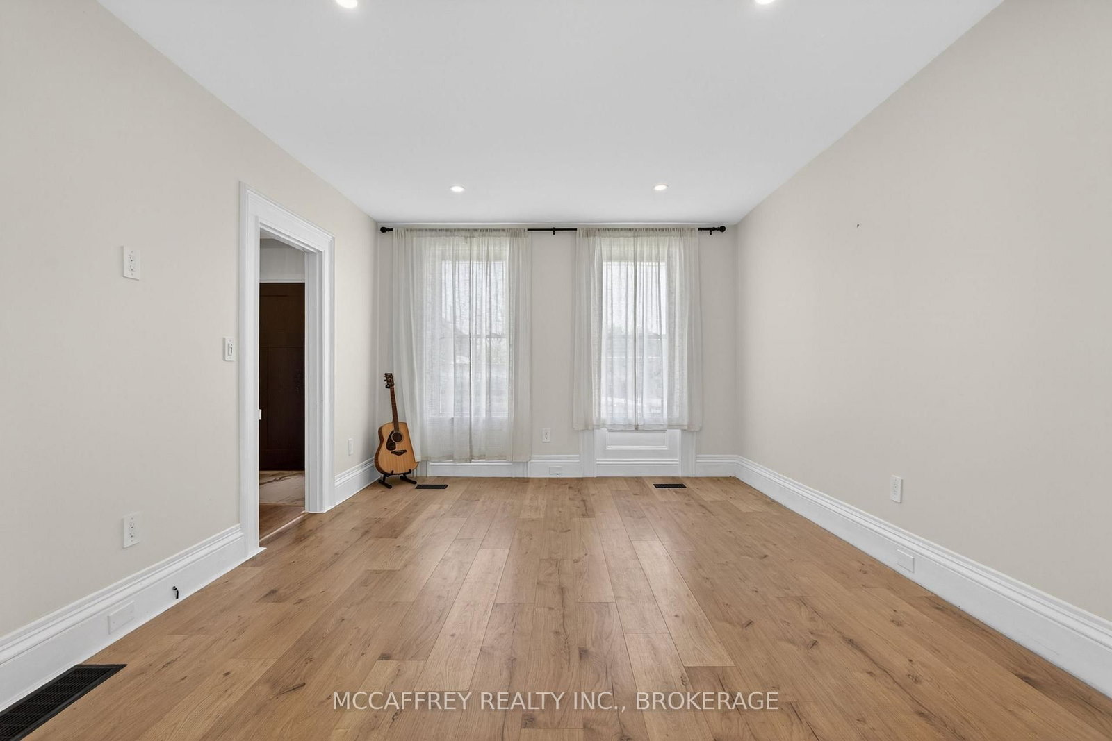55 Bridge Street W • Greater Napanee, ON photo 9