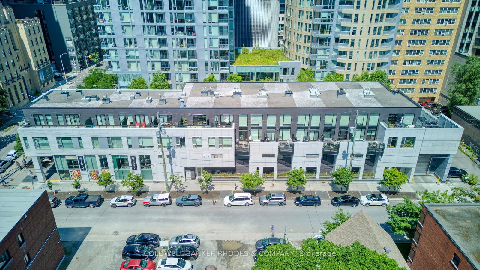 Front view of 206-197 Lisgar Street, Ottawa