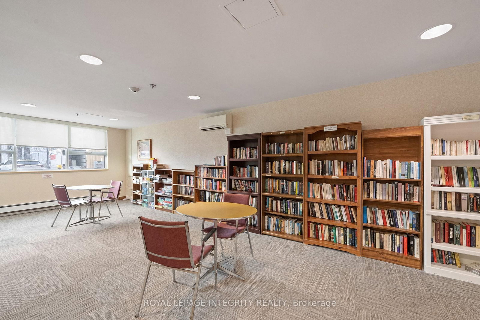 555 Brittany Drive • #PH8 • Ottawa, ON photo 30